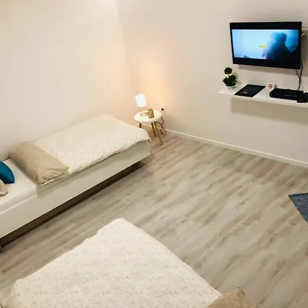 In Old Town - Location Apartment *